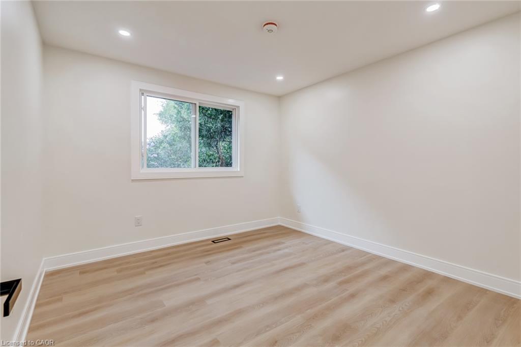 63 Hardale Crescent Property Photo 12