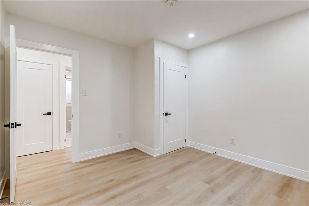 63 Hardale Crescent Property Photo 17