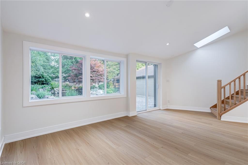 63 Hardale Crescent Property Photo 23