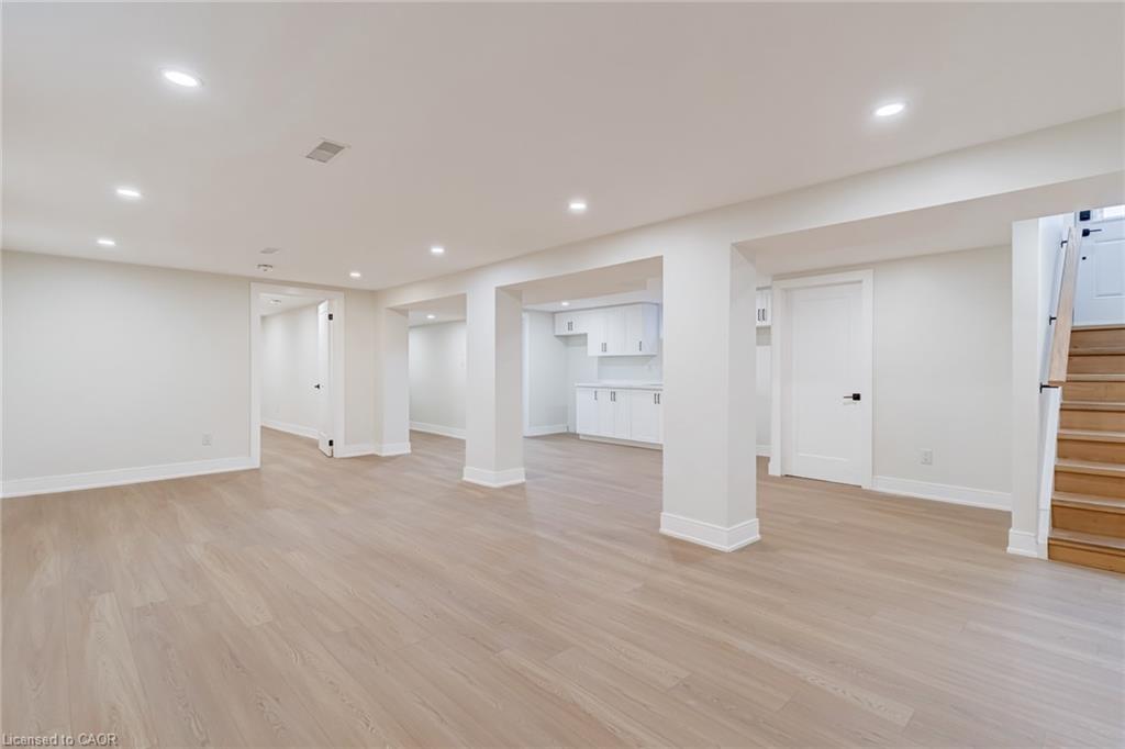 63 Hardale Crescent Property Photo 28