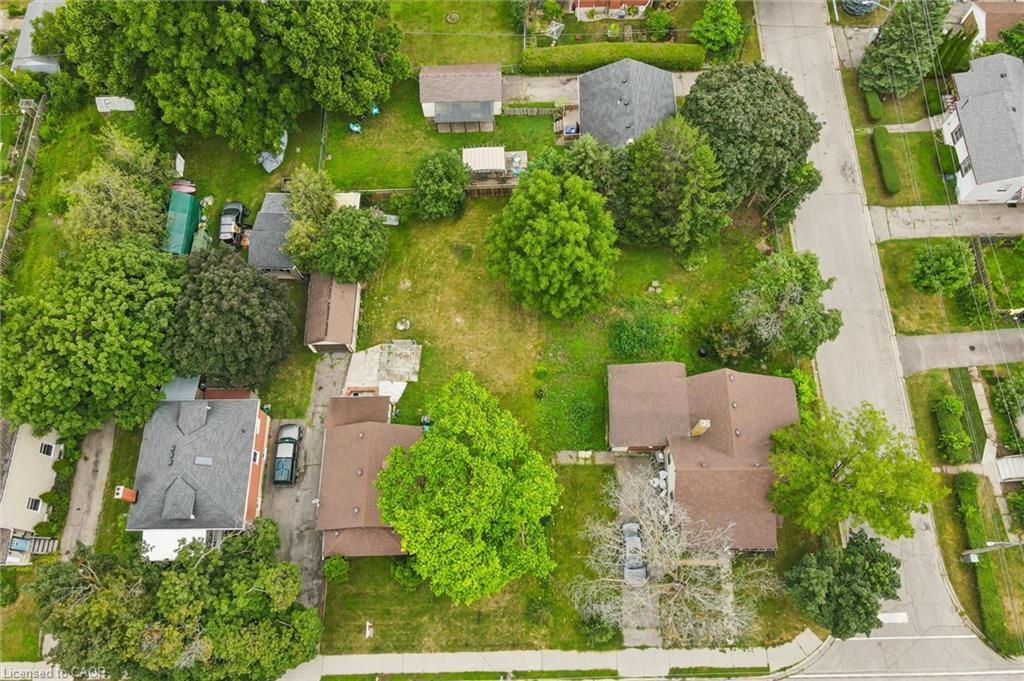 234 Montrose Street S Property Photo 5