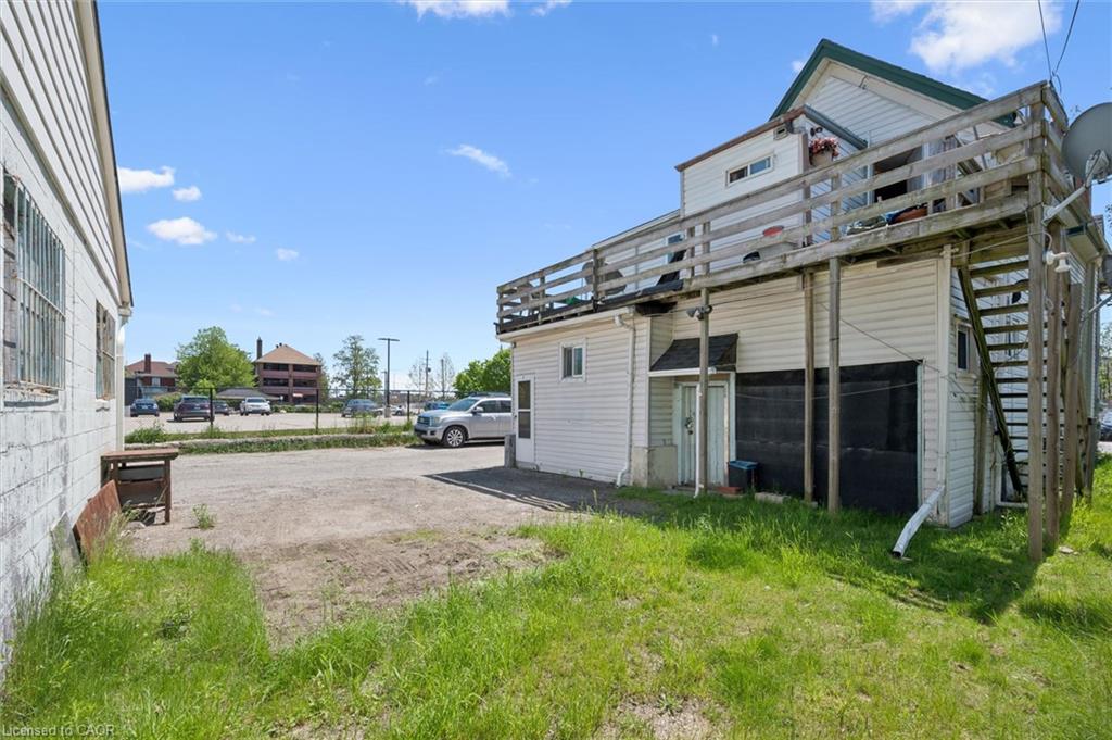 202 Breithaupt Street Property Photo 6