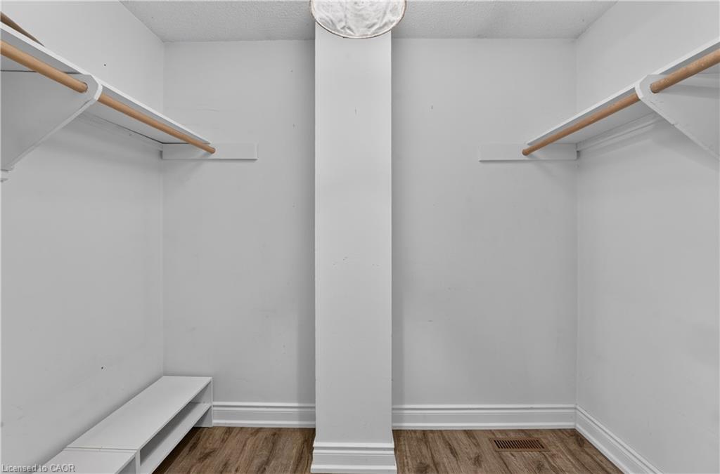 8 Horsham Street Property Photo 28