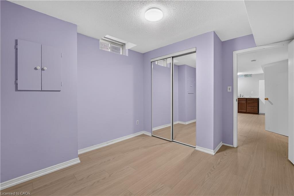 8 Horsham Street Property Photo 40