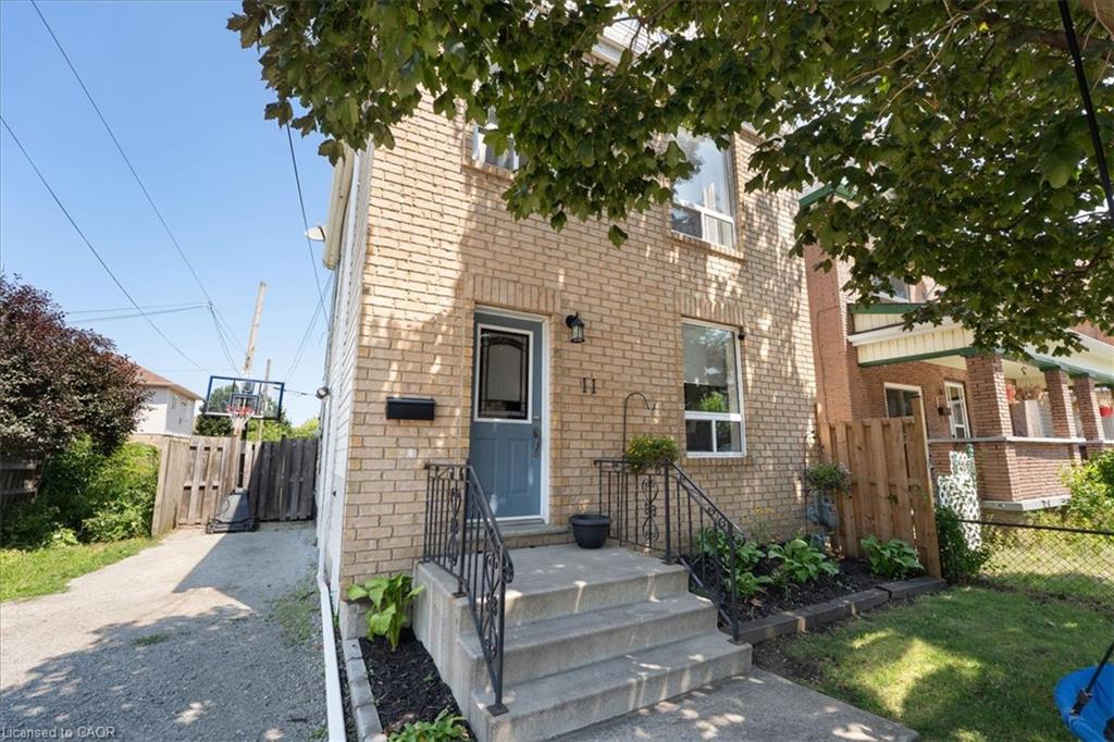 11 Primrose Avenue Property Photo 1