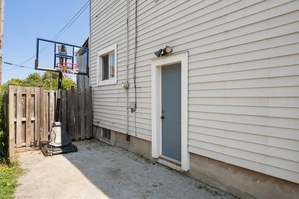 11 Primrose Avenue Property Photo 26
