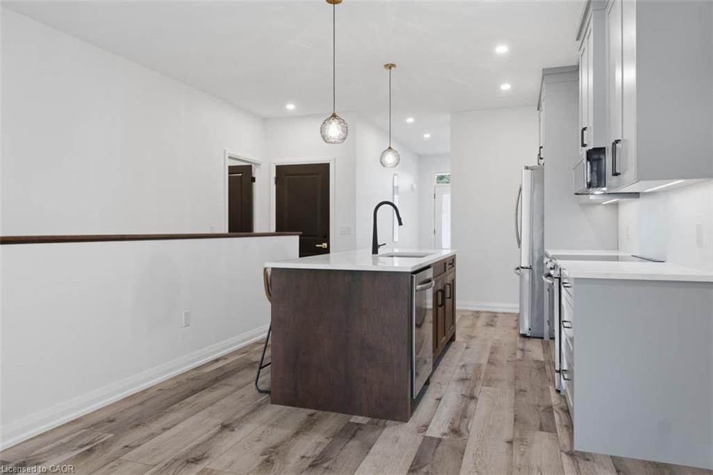 362 Wellington Street E Property Photo 5