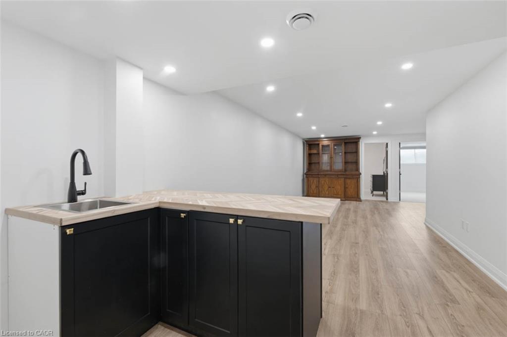 362 Wellington Street E Property Photo 24