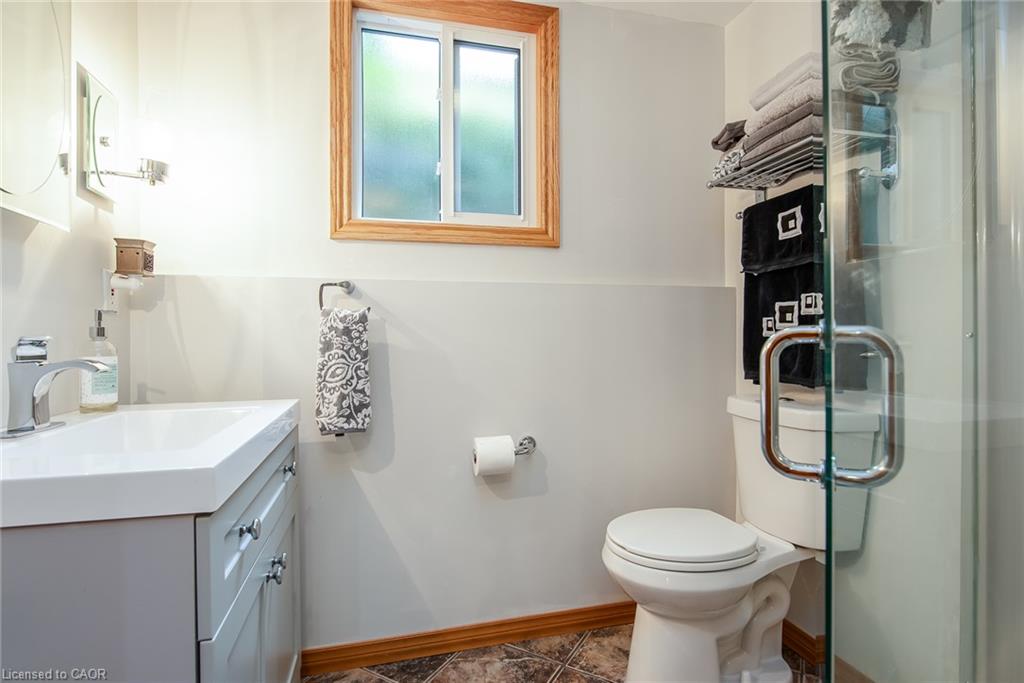 154 Ambleside Court Property Photo 40