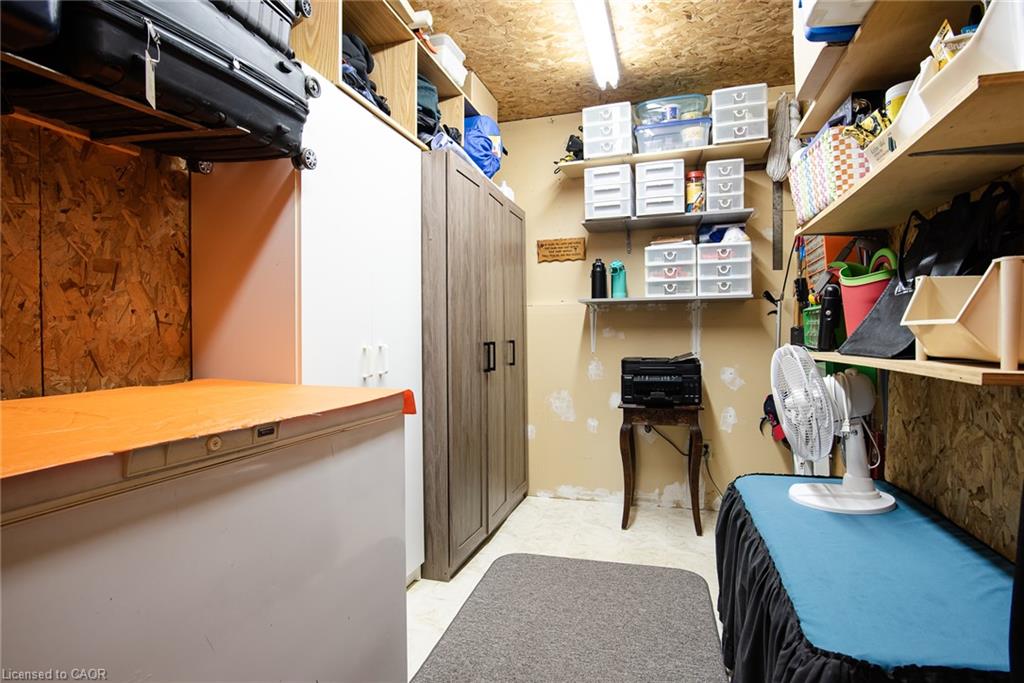 154 Ambleside Court Property Photo 42