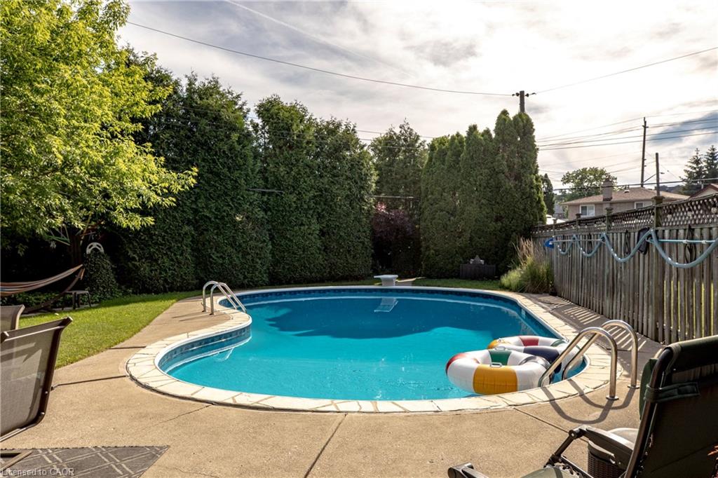 28 Ramsgate Drive Property Photo 25