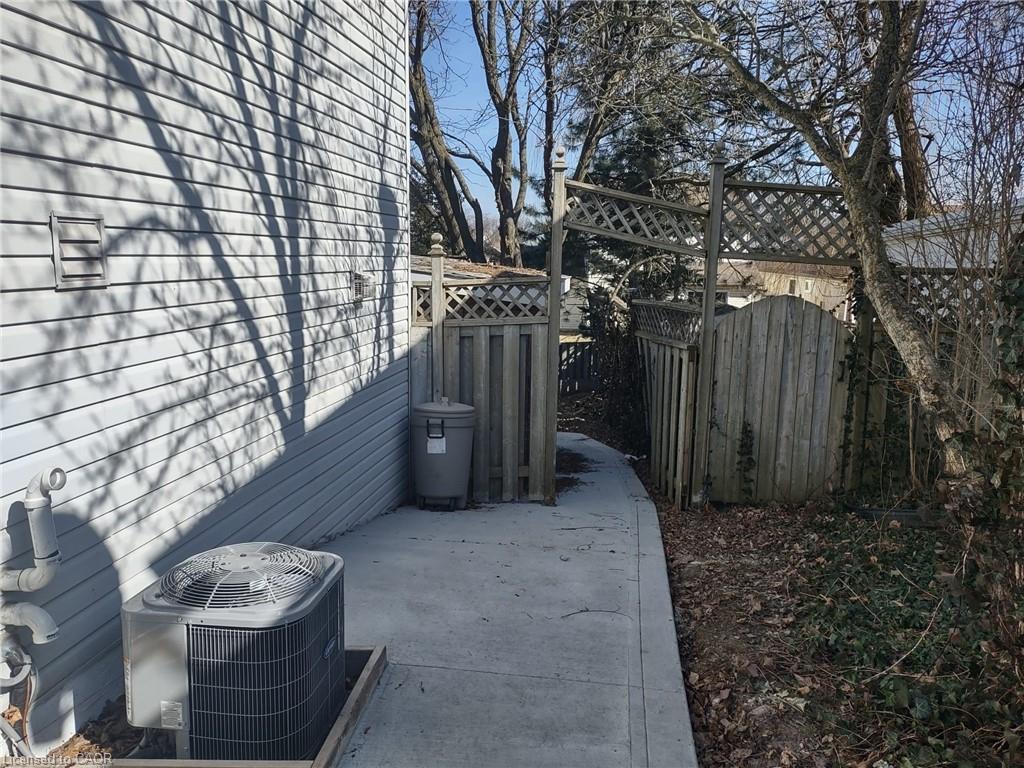 77 Canrobert Street Property Photo 18