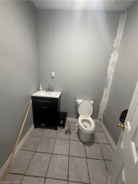 10 Sanford Avenue N Property Photo 13