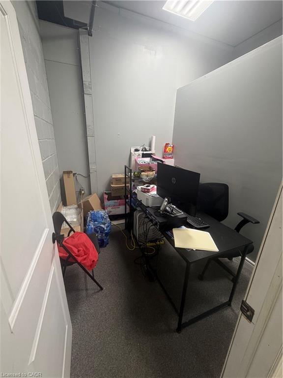 10 Sanford Avenue N Property Photo 15