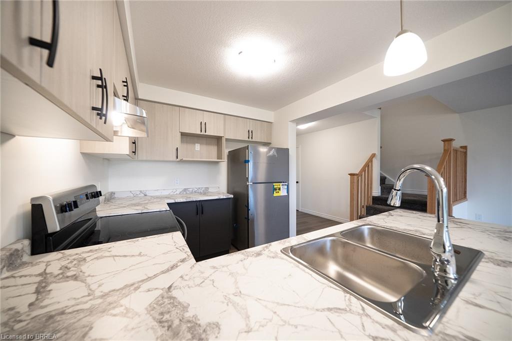 115 Mattingley Street Property Photo 8