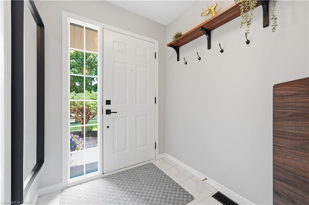 27 Bronte Court Property Photo 3