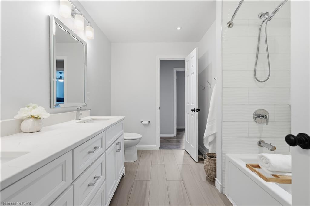 27 Bronte Court Property Photo 17