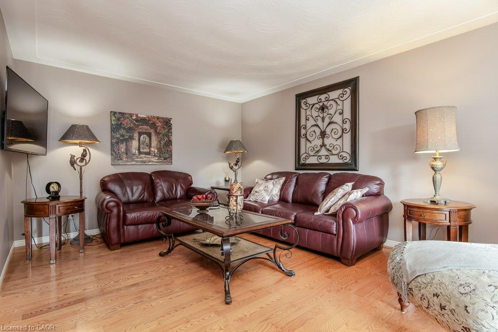 108 Queensway Drive Property Photo 9