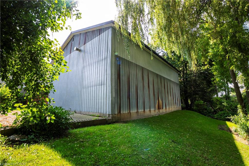 108 Queensway Drive Property Photo 41