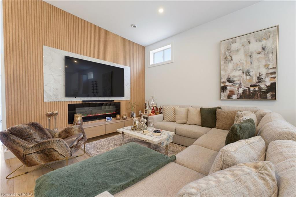 33 Elgin Street Property Photo 5