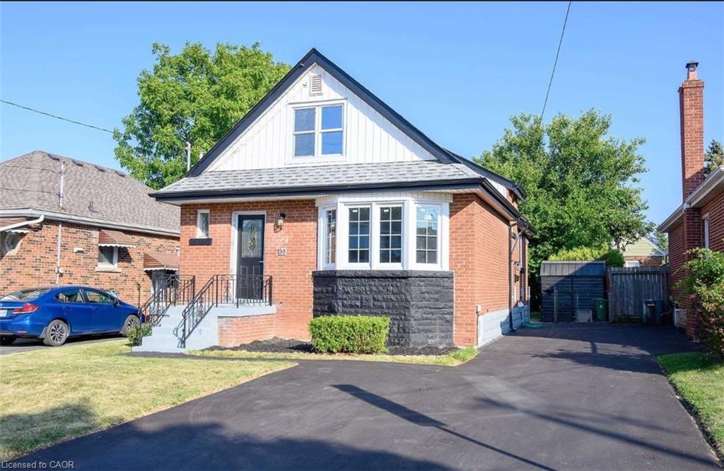 39 Walter Avenue S Property Photo 1