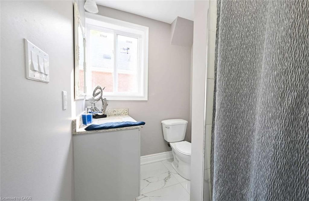 39 Walter Avenue S Property Photo 19