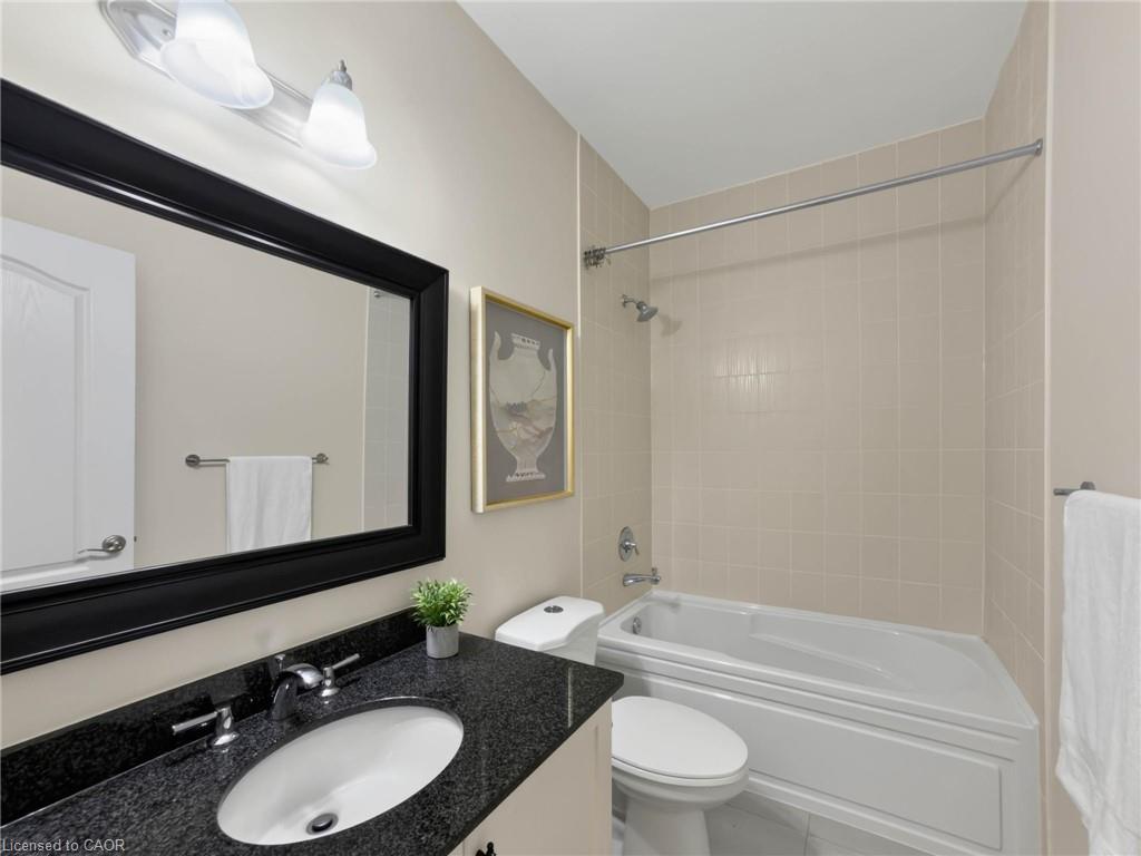 17-3353 Liptay Avenue Property Photo 22
