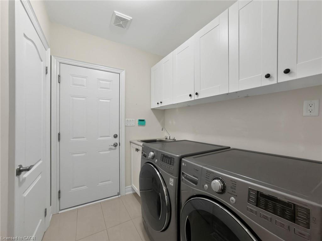 17-3353 Liptay Avenue Property Photo 25