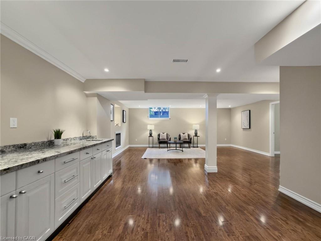 17-3353 Liptay Avenue Property Photo 35