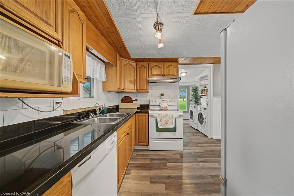 43287 Pettit Road Property Photo 16