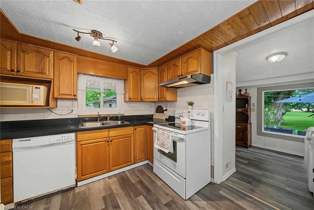 43287 Pettit Road Property Photo 19