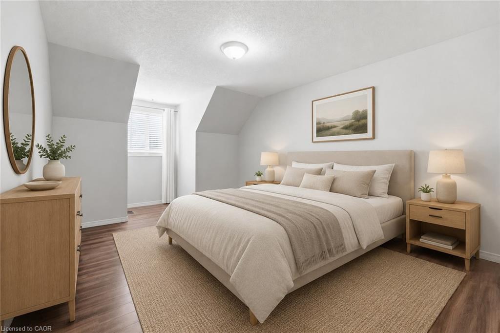 449 Exmoor Street Property Photo 18
