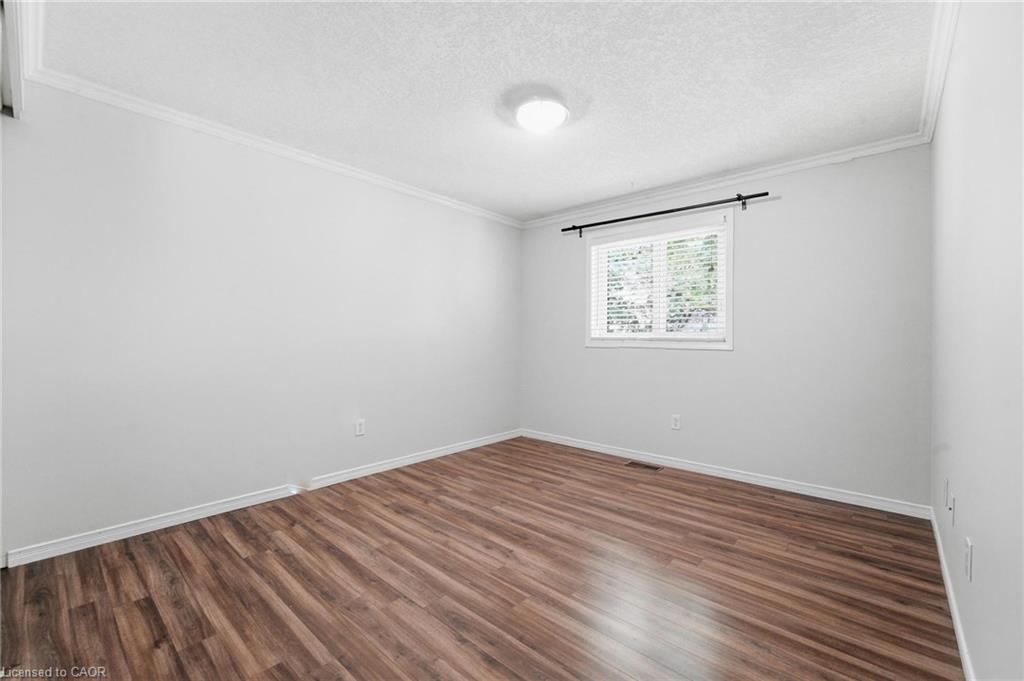 449 Exmoor Street Property Photo 23