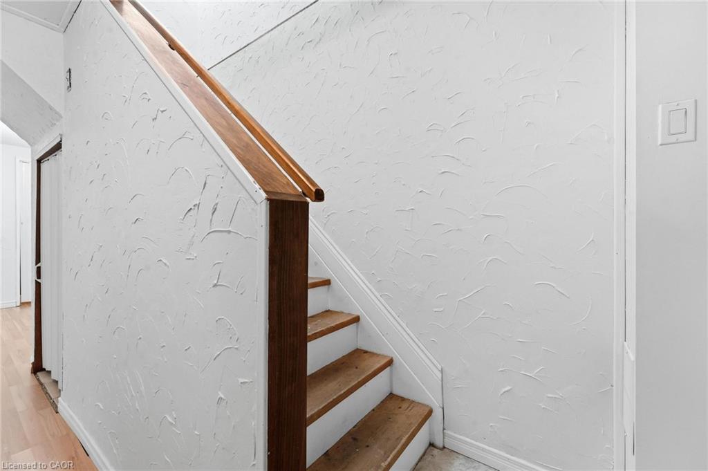 449 Exmoor Street Property Photo 27