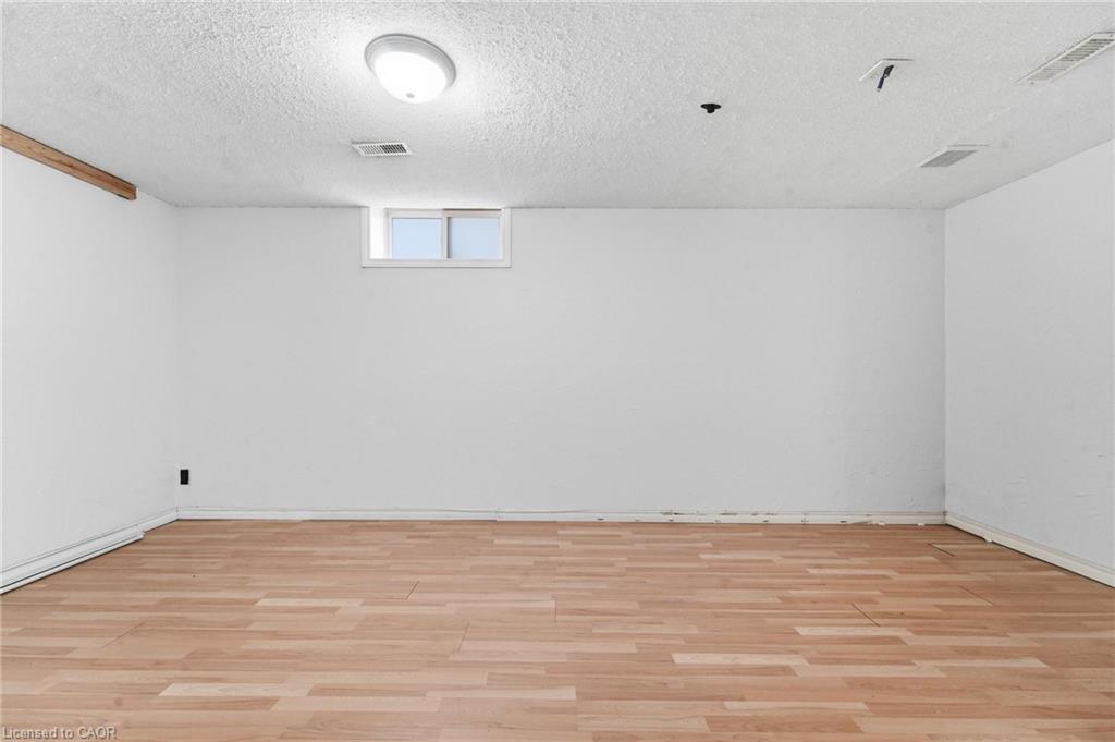 449 Exmoor Street Property Photo 32