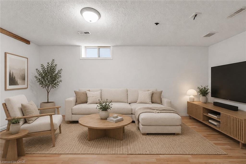 449 Exmoor Street Property Photo 33