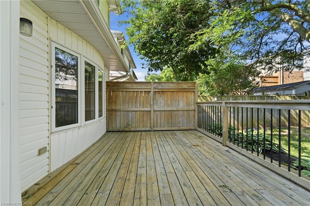 449 Exmoor Street Property Photo 37