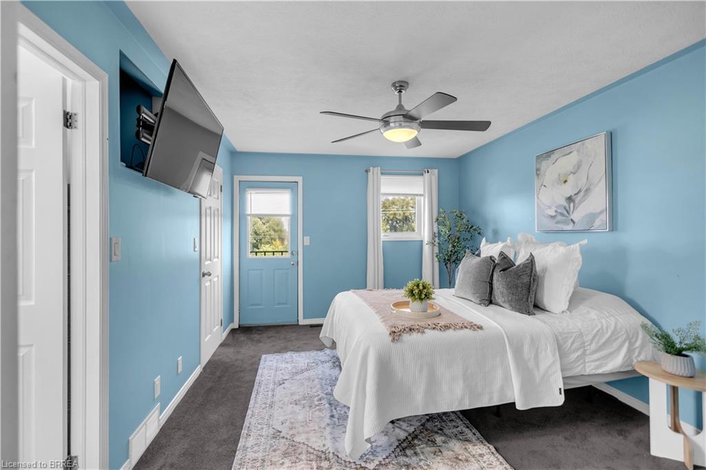 2020 John Street Property Photo 11