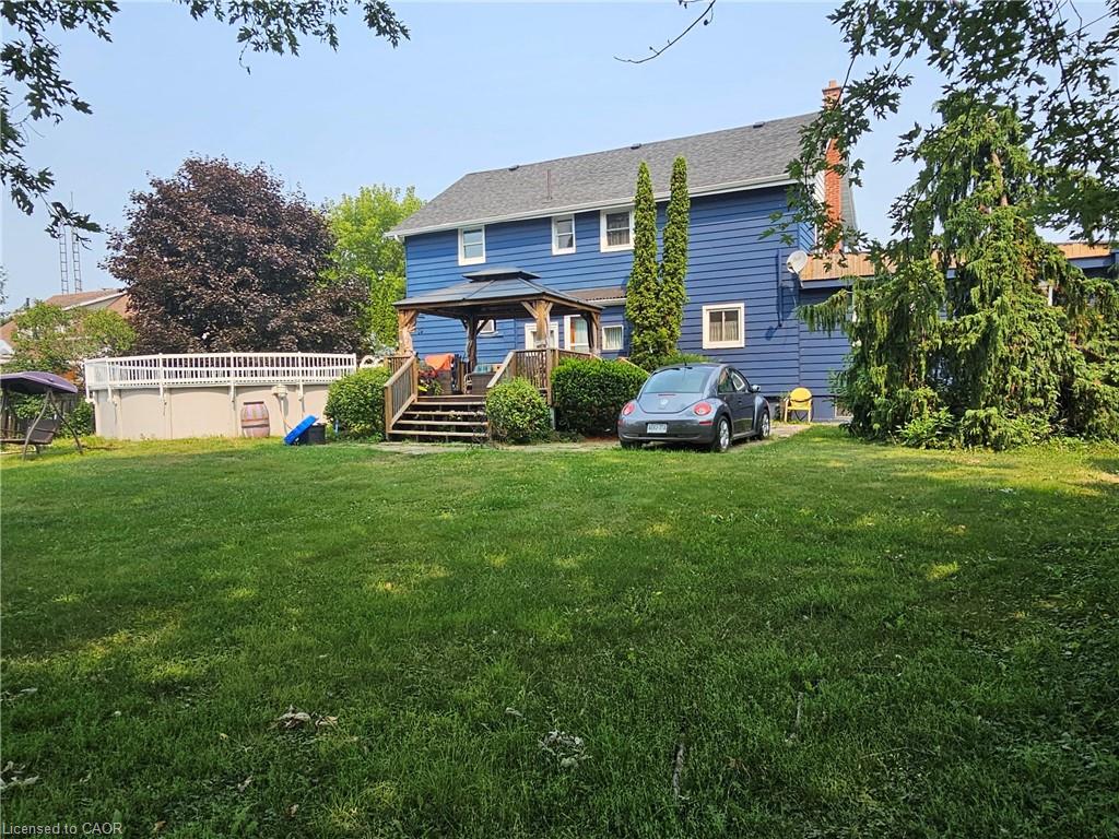 2340 Wilson Street W Property Photo 27
