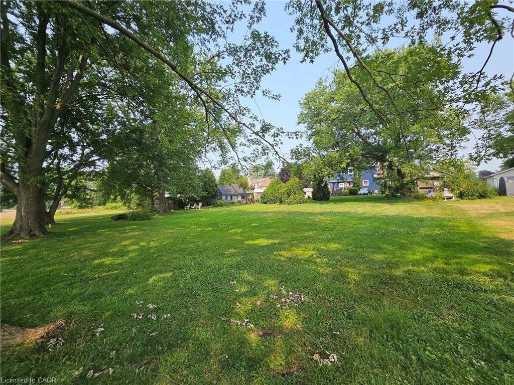 2340 Wilson Street W Property Photo 32