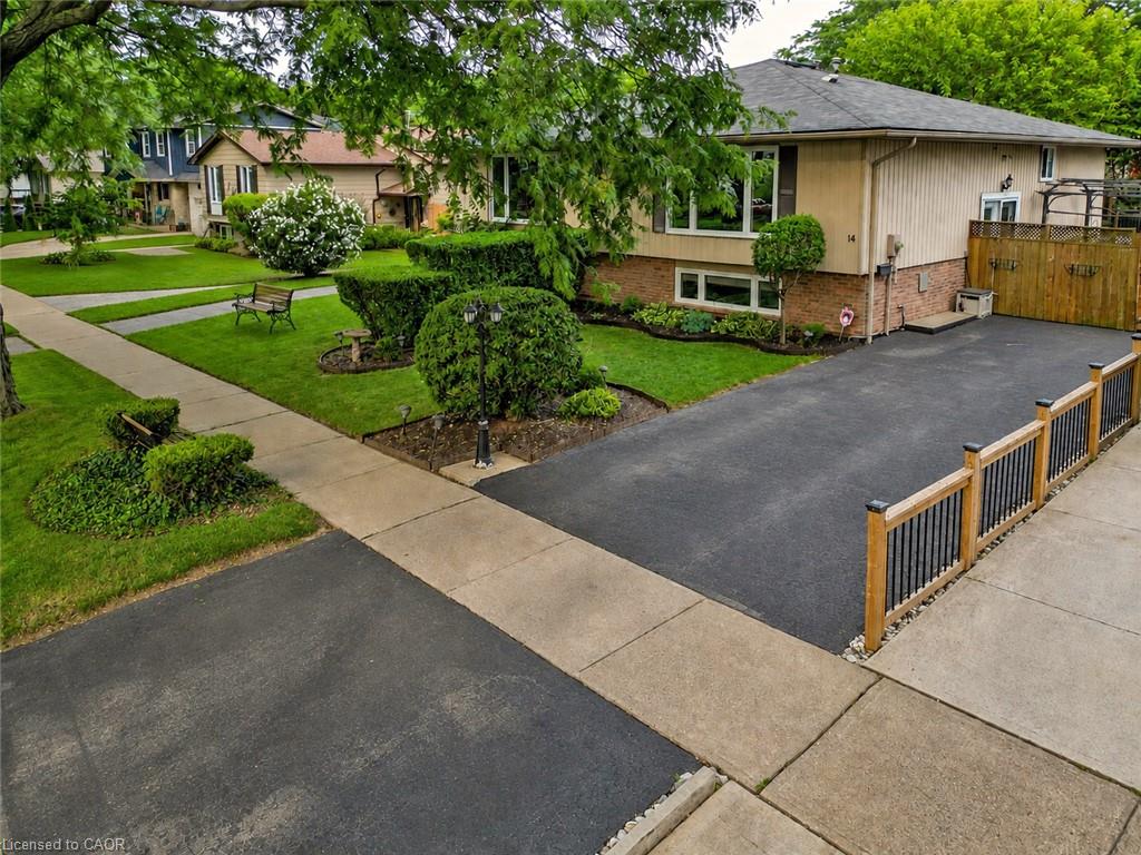 14 Woodeden Road Property Photo 1