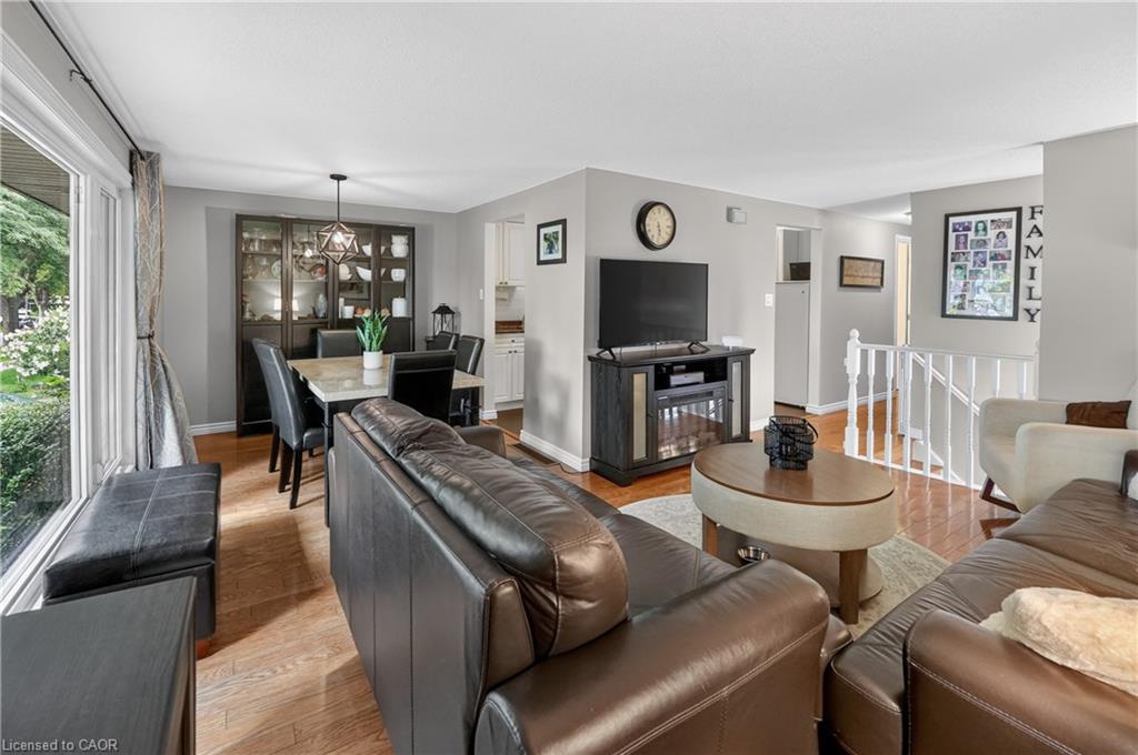 14 Woodeden Road Property Photo 7