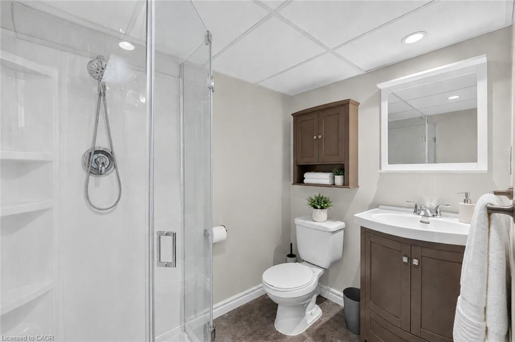 14 Woodeden Road Property Photo 19