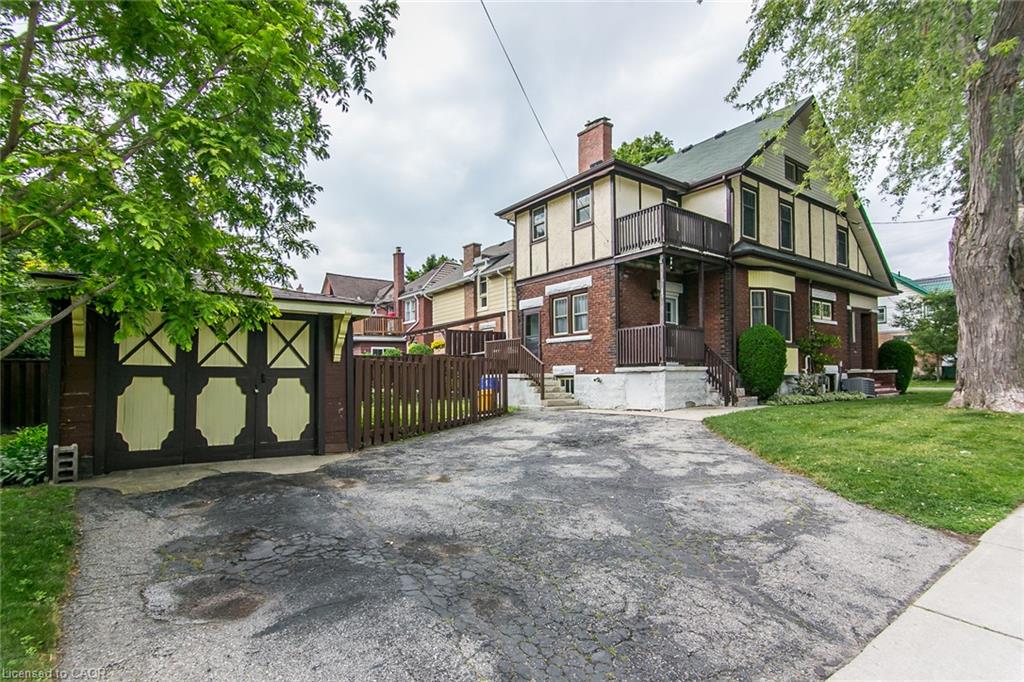 64 Simeon Street Property Photo 2