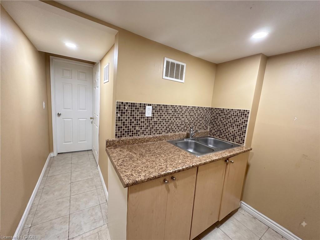 56 Peachleaf Crescent Property Photo 20