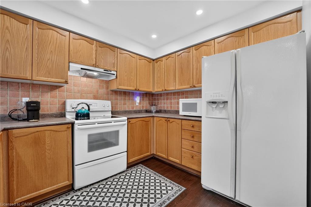 35 Belmont Boulevard Property Photo 14