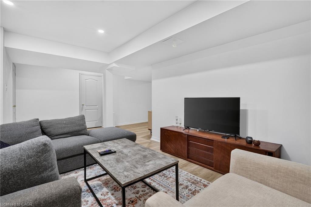 35 Belmont Boulevard Property Photo 40