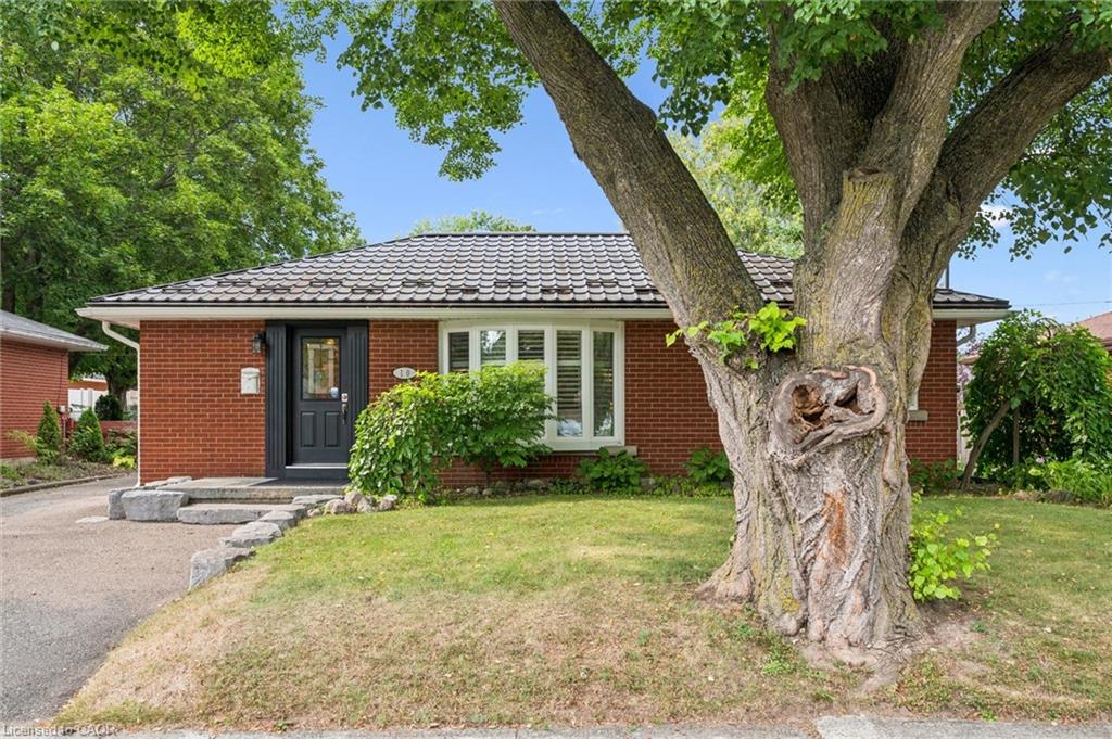 10 Sumac Place Property Photo 3