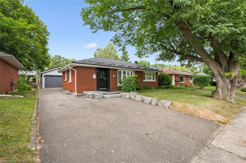 10 Sumac Place Property Photo 5