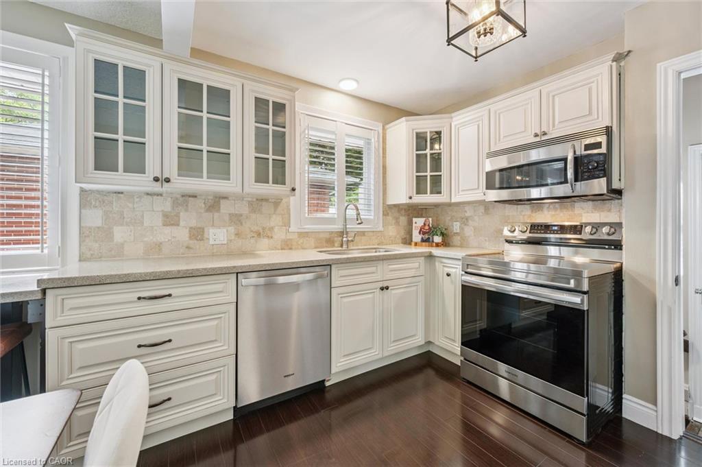 10 Sumac Place Property Photo 11